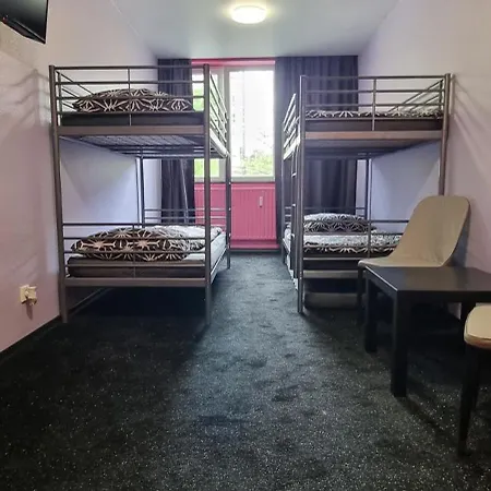 Hostel Kiezbude-3